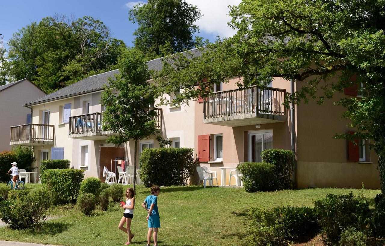 Residence Odalys Le Hameau Du Lac Rignac  Bagian luar foto
