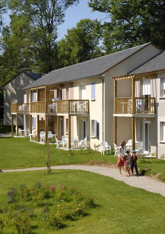 Residence Odalys Le Hameau Du Lac Rignac  Bagian luar foto