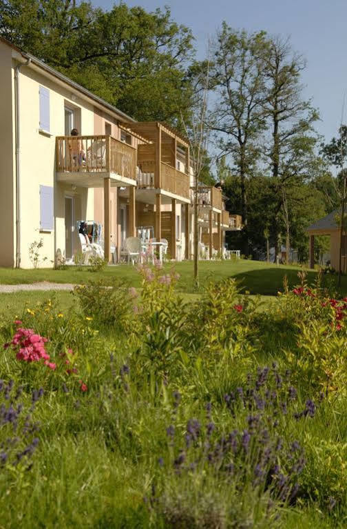 Residence Odalys Le Hameau Du Lac Rignac  Bagian luar foto
