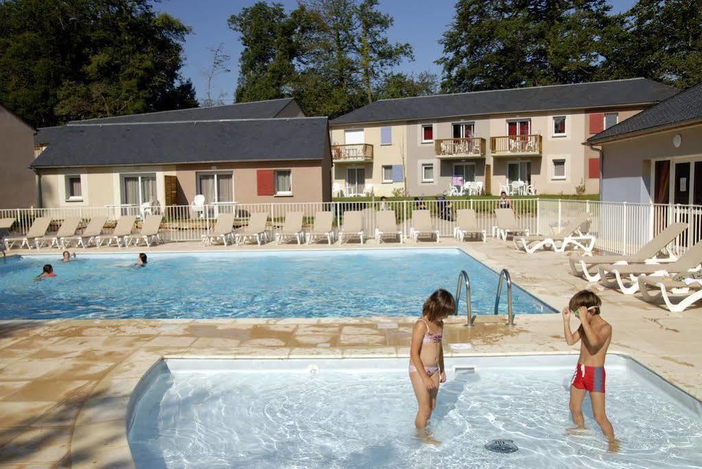Residence Odalys Le Hameau Du Lac Rignac  Bagian luar foto